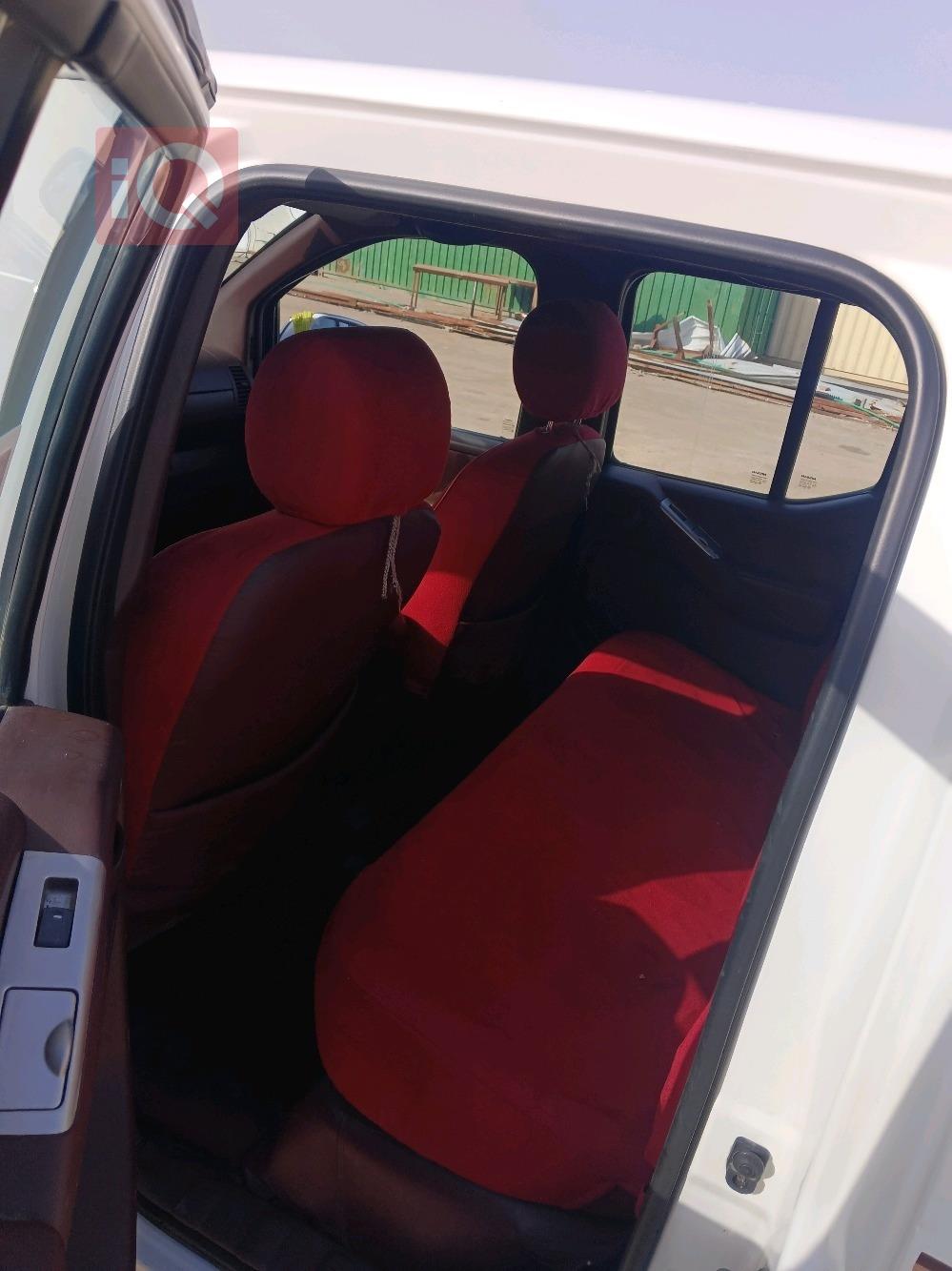 نيسان نافارا